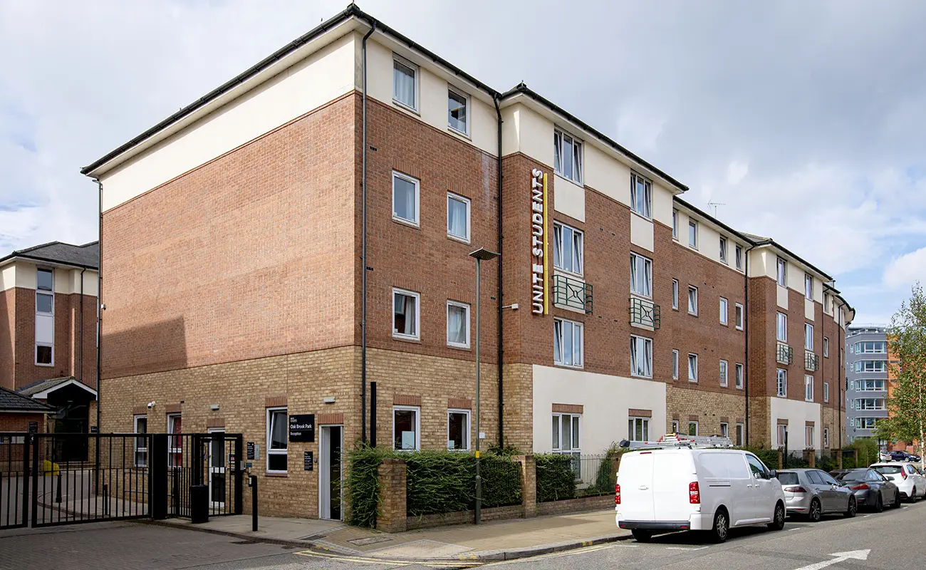 Flat Edgbaston Park Road in Birmingham