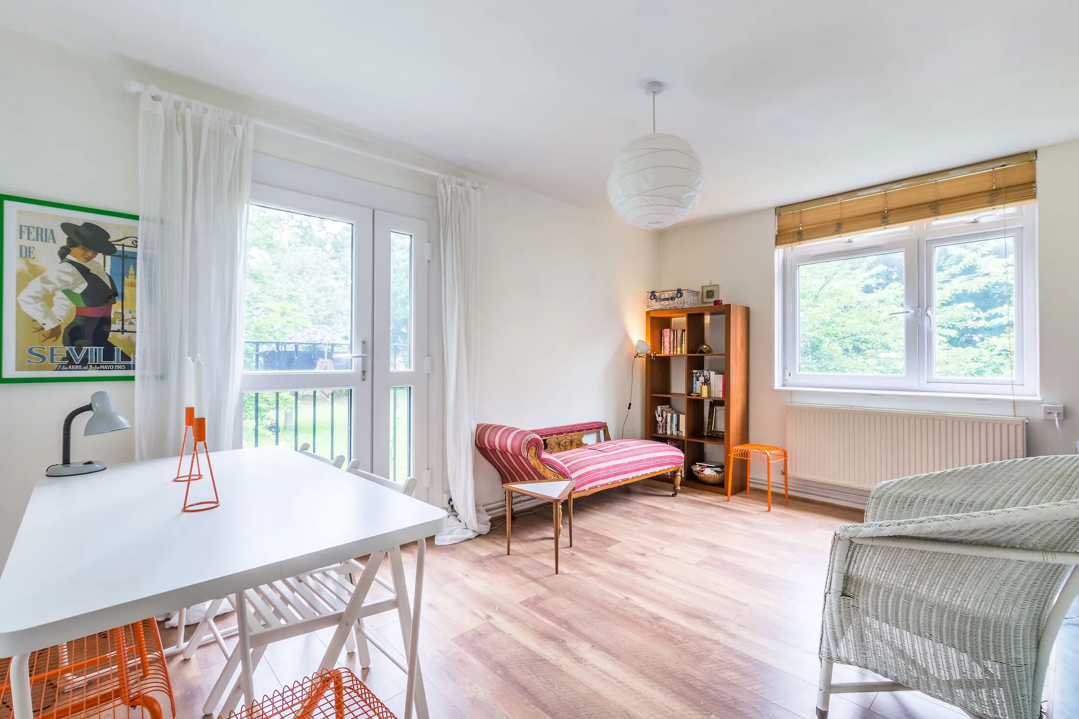 Flat Strathdon Drive in Greater London