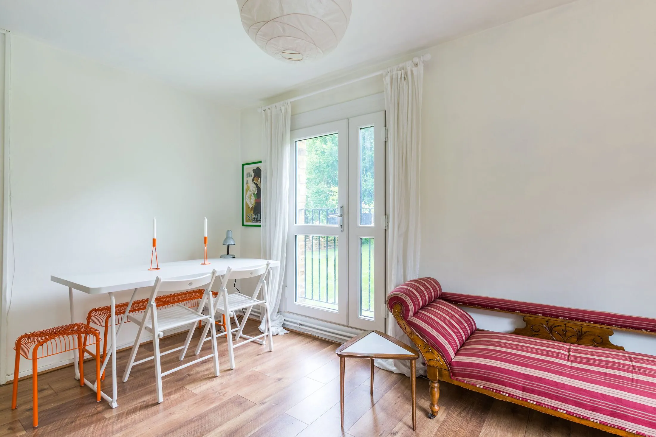 Flat Strathdon Drive in Greater London