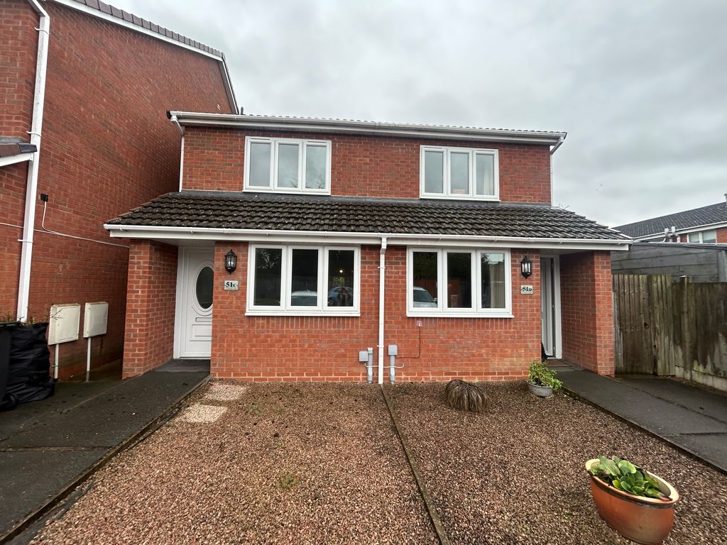 House Wildmoor Lane in Bromsgrove
