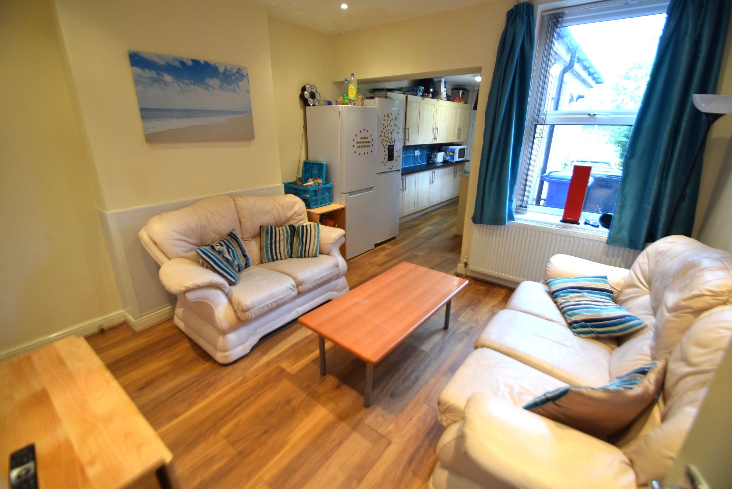 Flat Shoreham Street in Sheffield