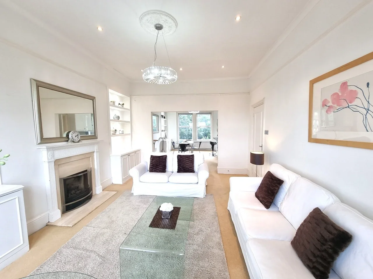 Flat Petersham Road in Greater London