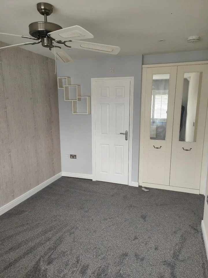 Room Newport Road in Stafford