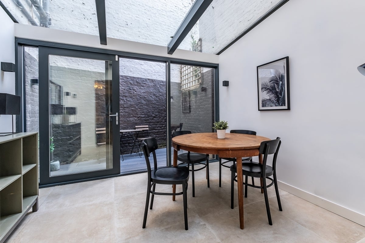 Flat Warwick Avenue in City of Westminster
