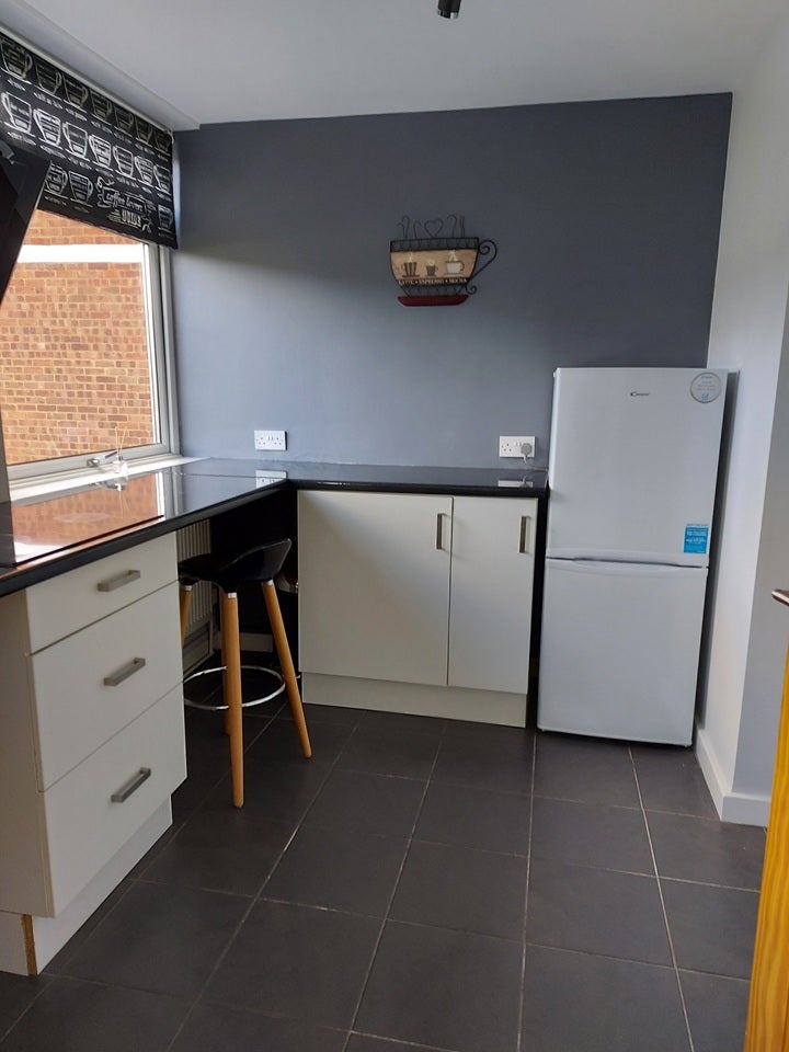 Room Stirling Avenue in Aylesbury