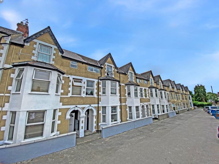 Flat Ely Road in Cardiff