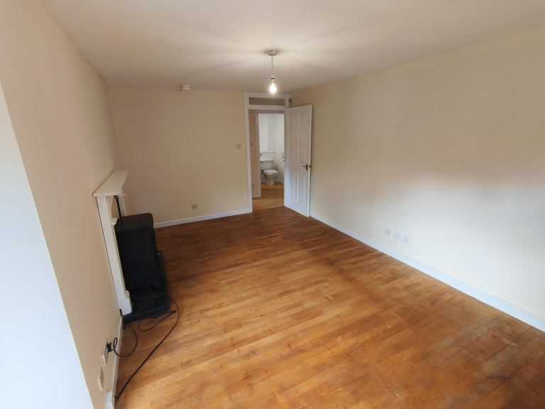 Flat Castle Gait in Paisley