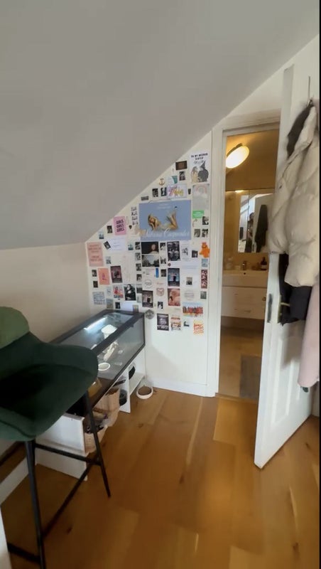 Room Capulet Mews in Greater London