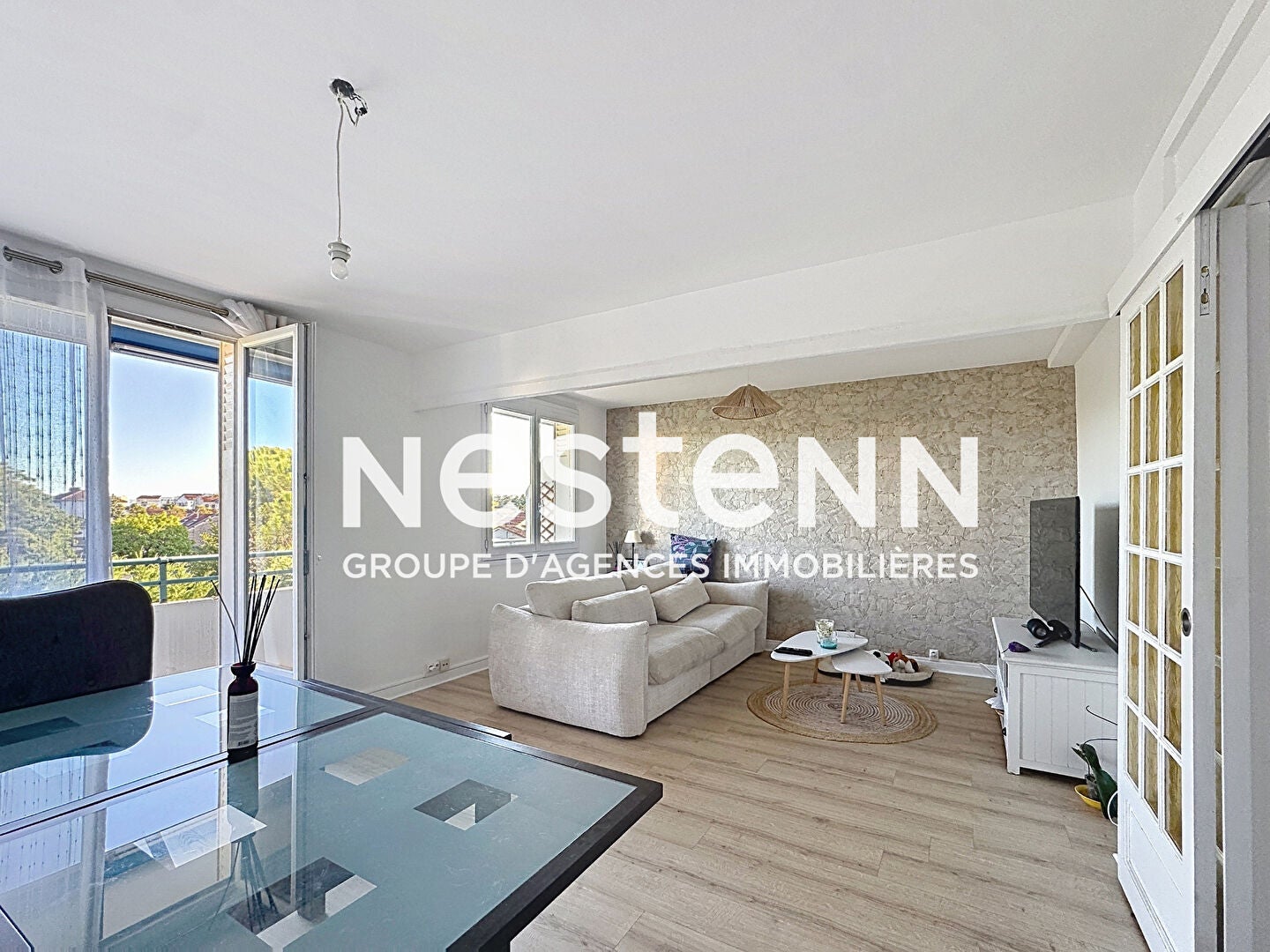 Flat Avenue Camille Rousset in Bron
