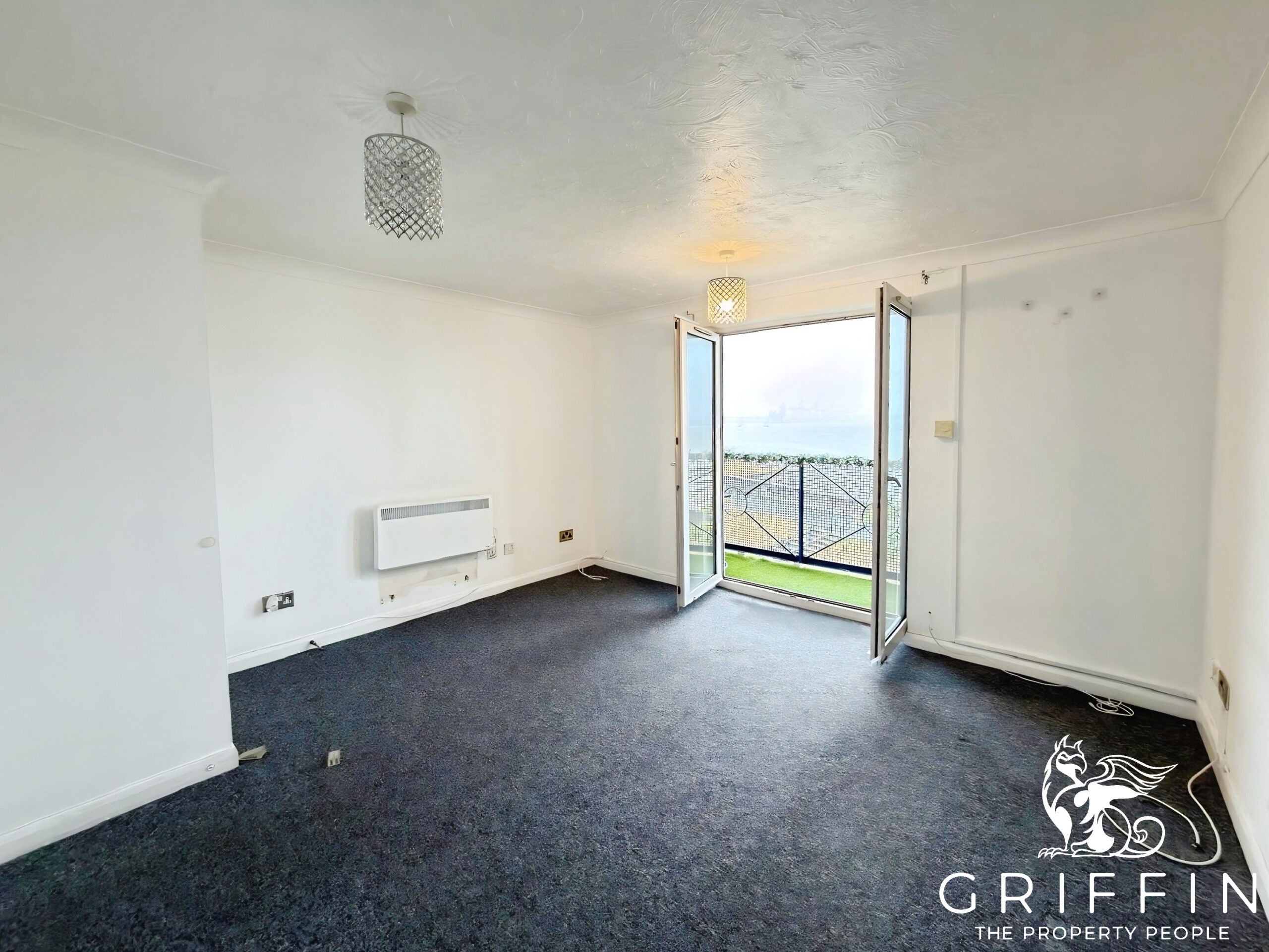 Flat Astley in Grays