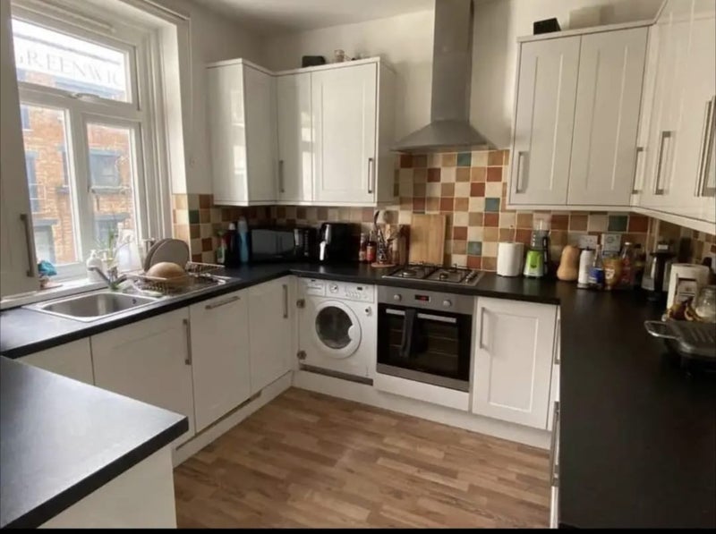 Room Friendly Place in Greater London