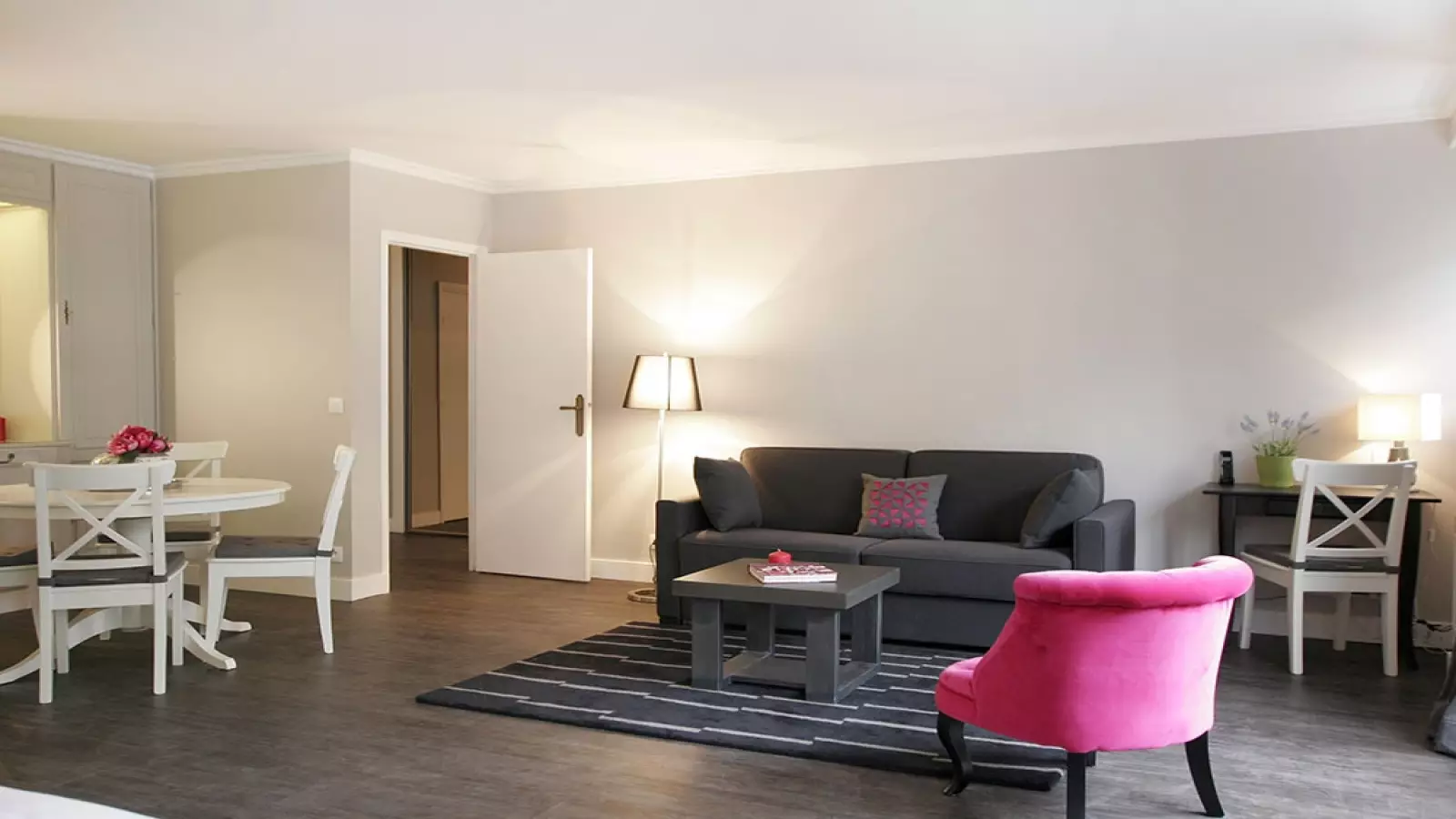 Appartement Rue de Longchamp à Paris