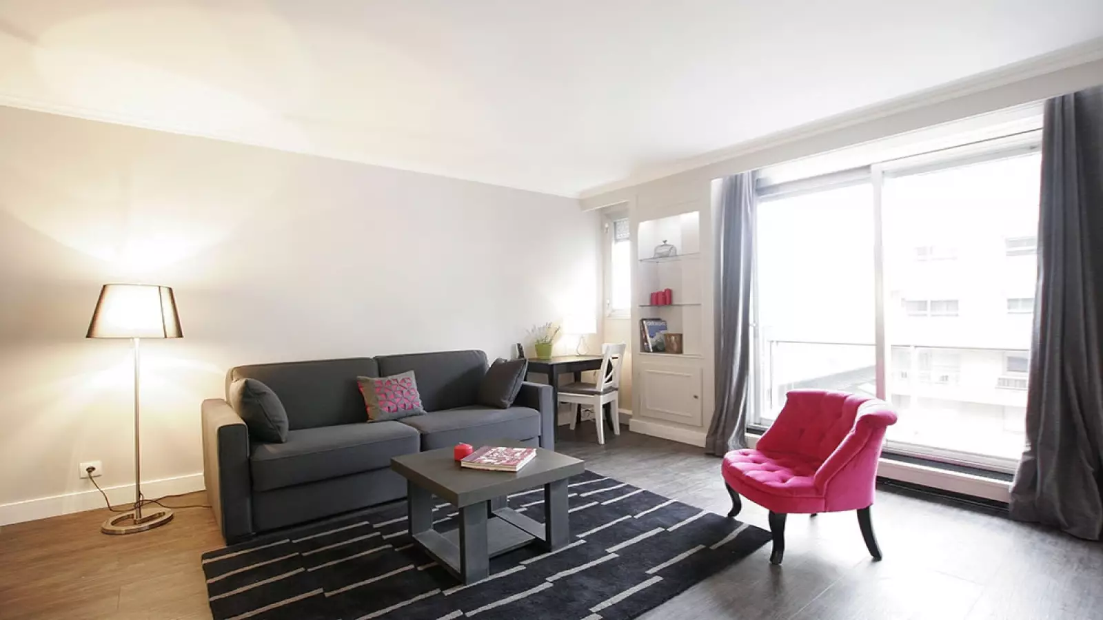Appartement Rue de Longchamp à Paris