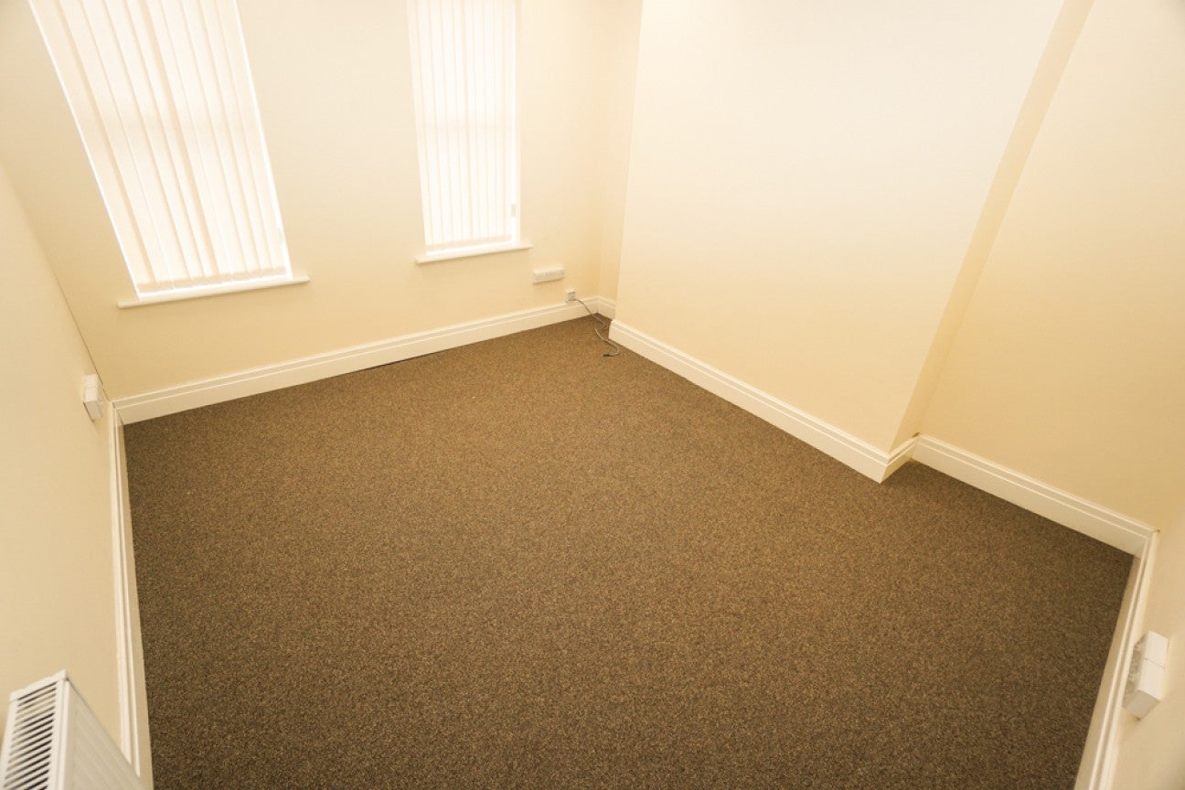 Room Chorley New Road in Bolton