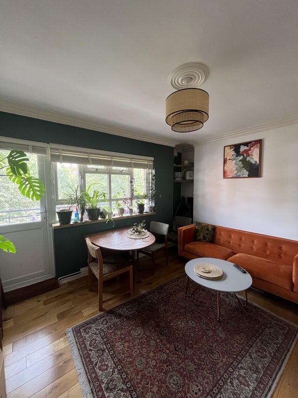 Room Aldrington Road in Greater London
