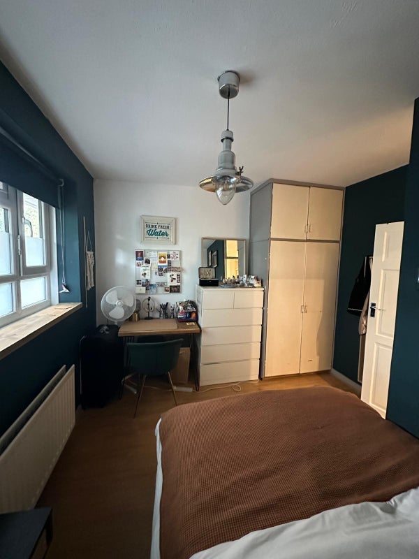 Room Aldrington Road in Greater London