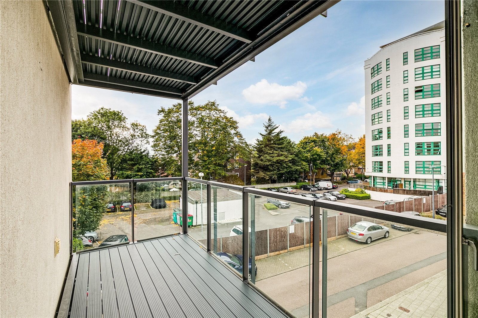 Flat Kew Bridge Court in Greater London