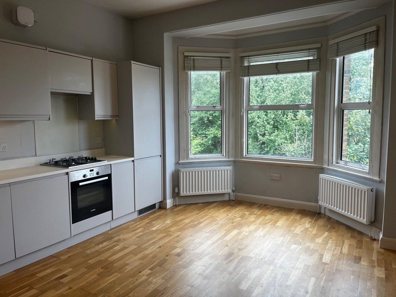 Flat Muswell Road in Greater London