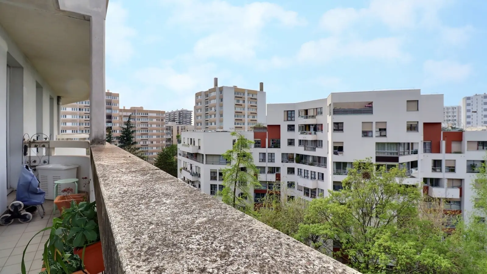 Flat Rue André Gide in Paris