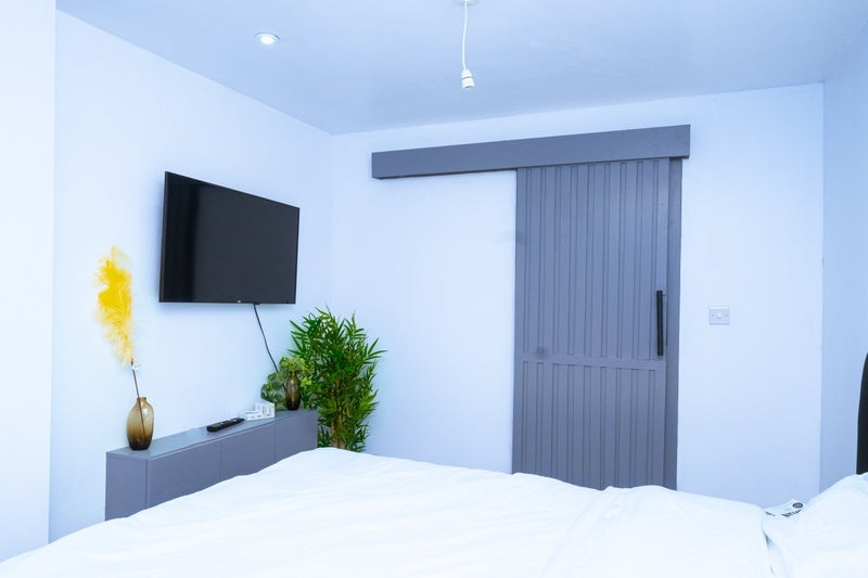 Room Findochty Street in Glasgow