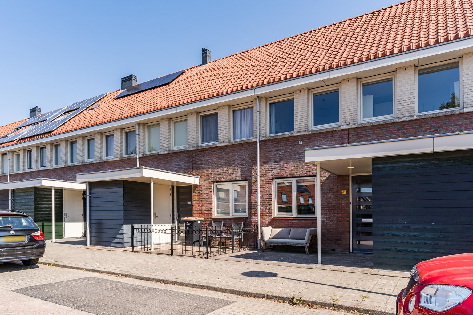 Tussenwoning te koop: Bellefleur 61, Winkel