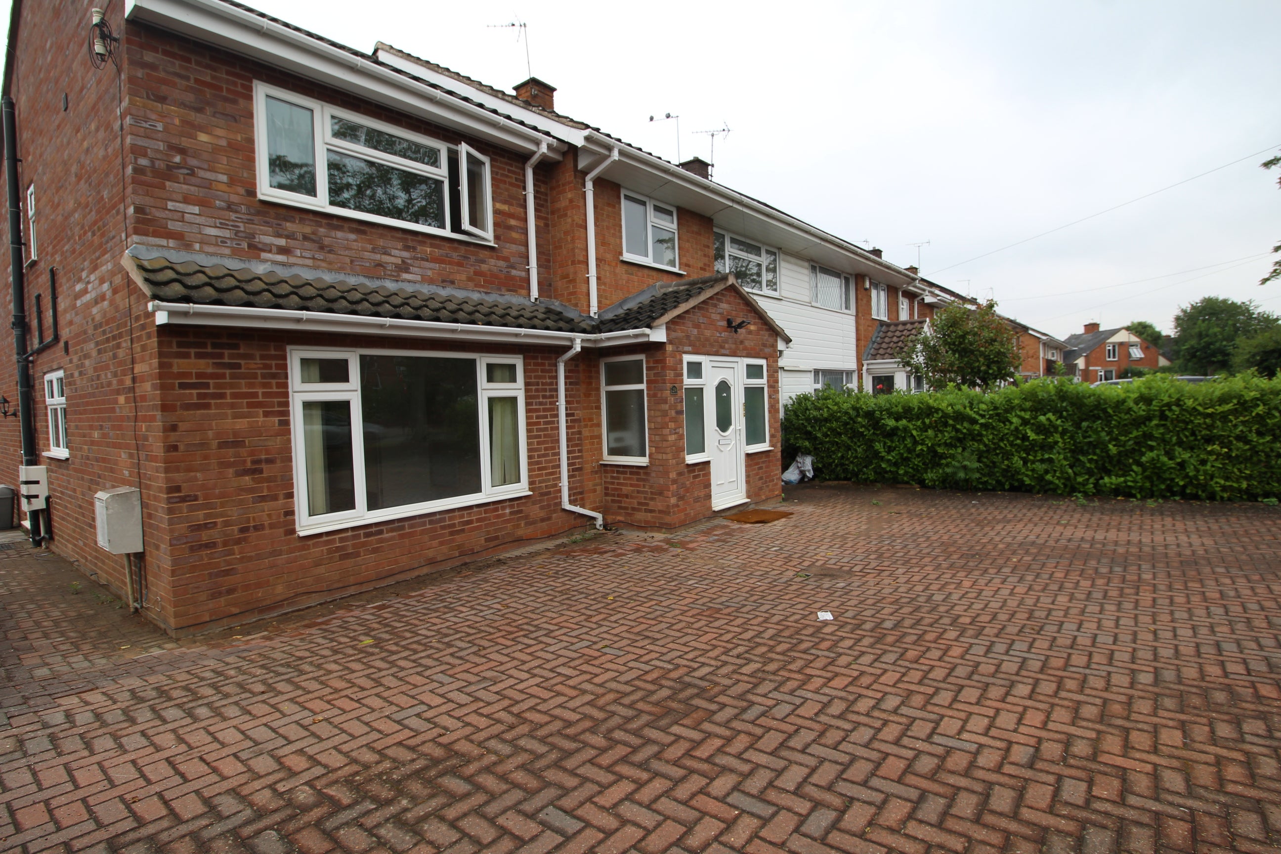 Flat Grosvenor Road in Royal Leamington Spa