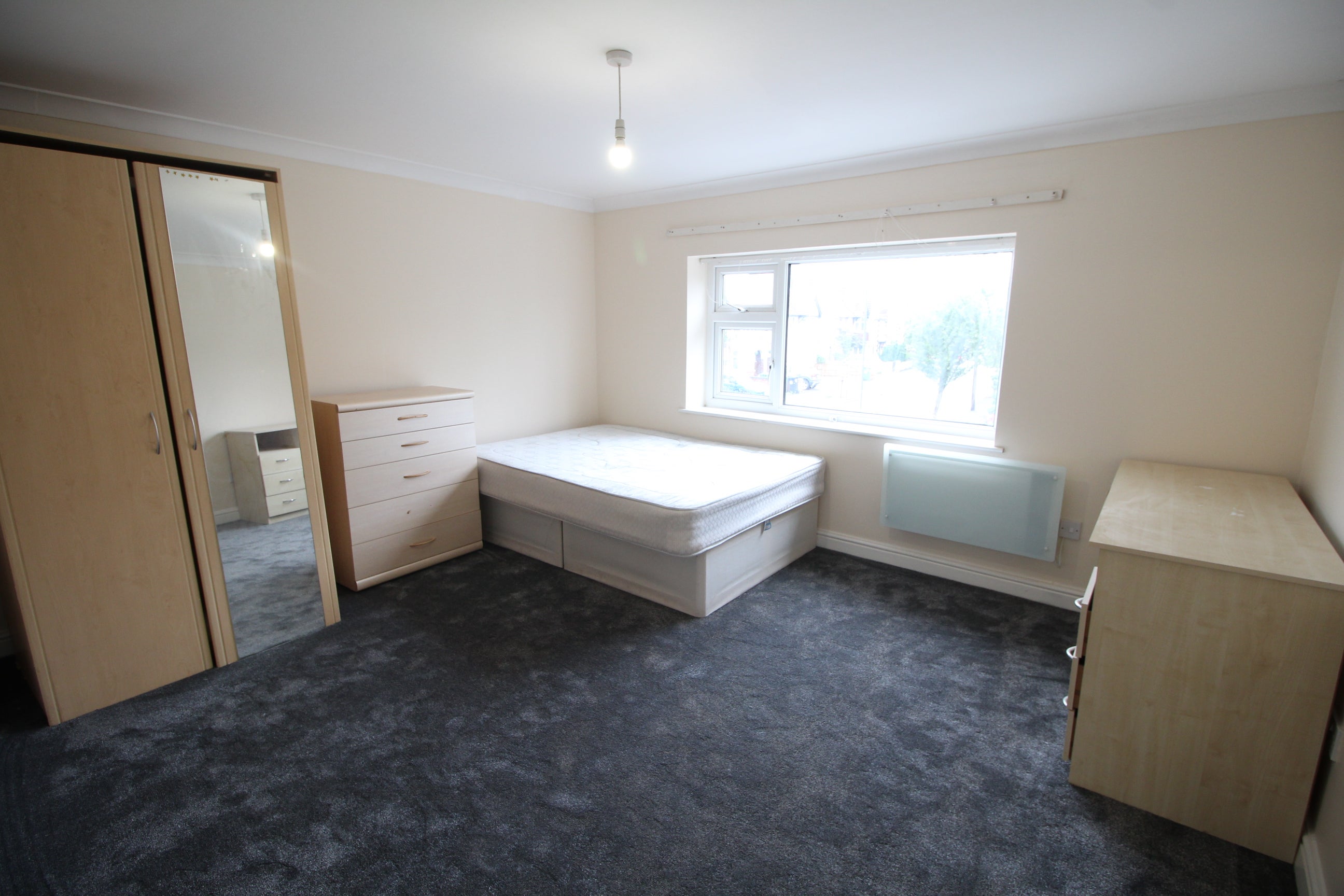 Flat Grosvenor Road in Royal Leamington Spa