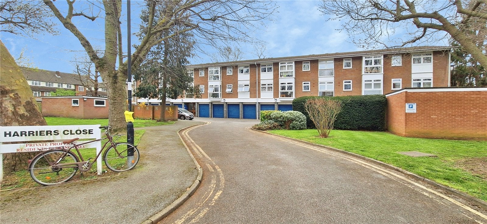 Flat Harriers Close in Greater London
