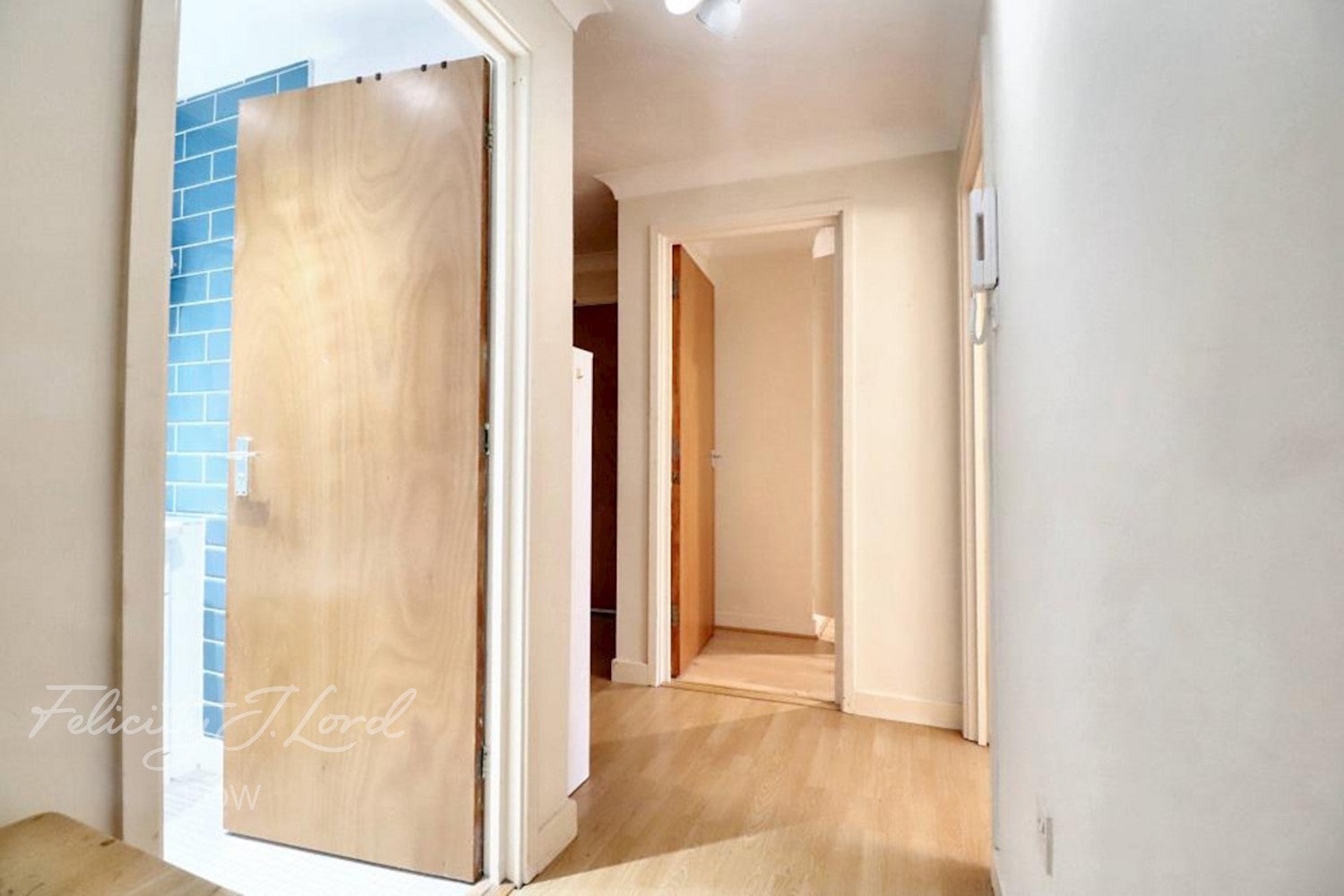 Flat Tidworth Road in Greater London