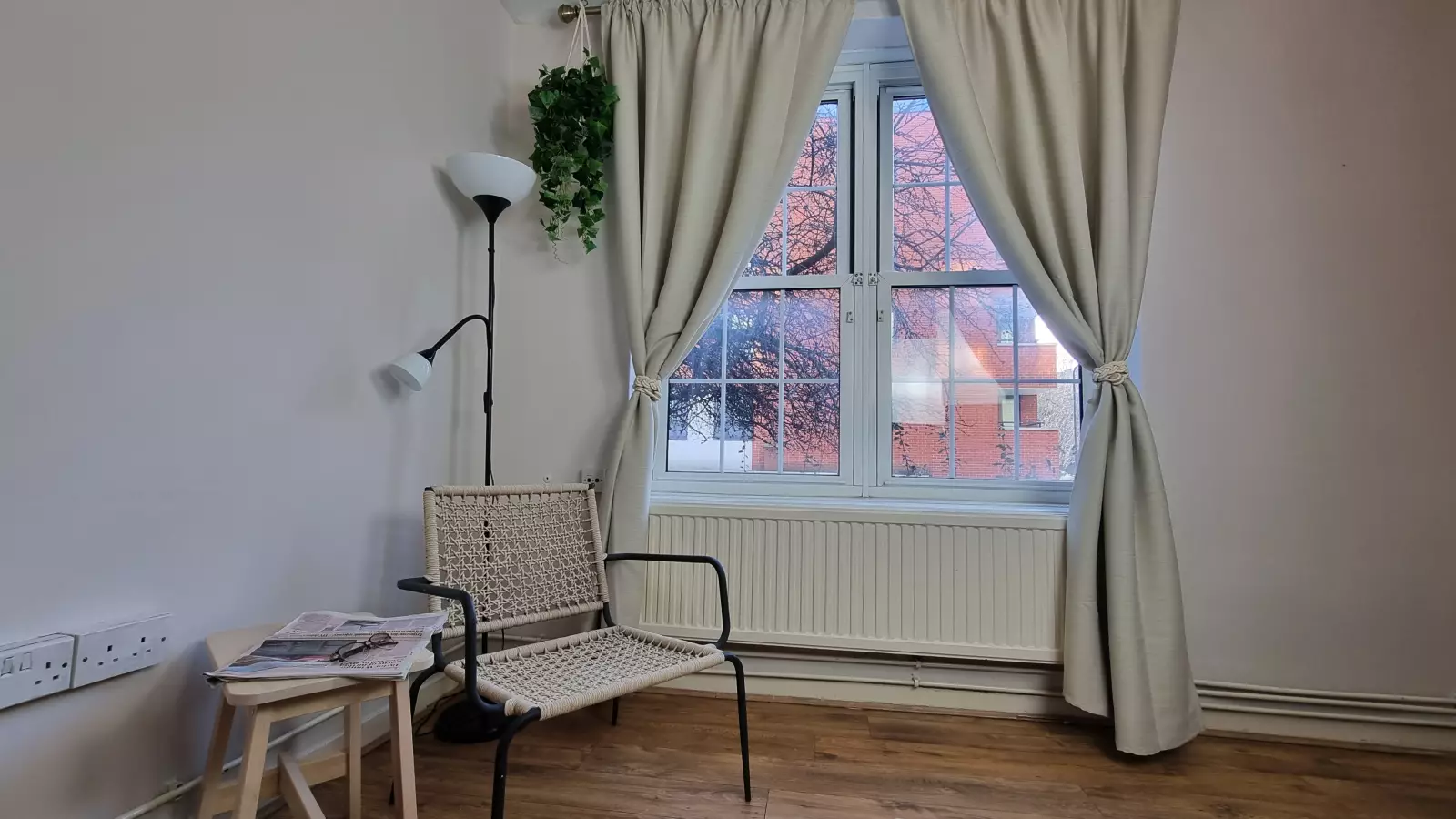 Flat Manchester Road in Greater London
