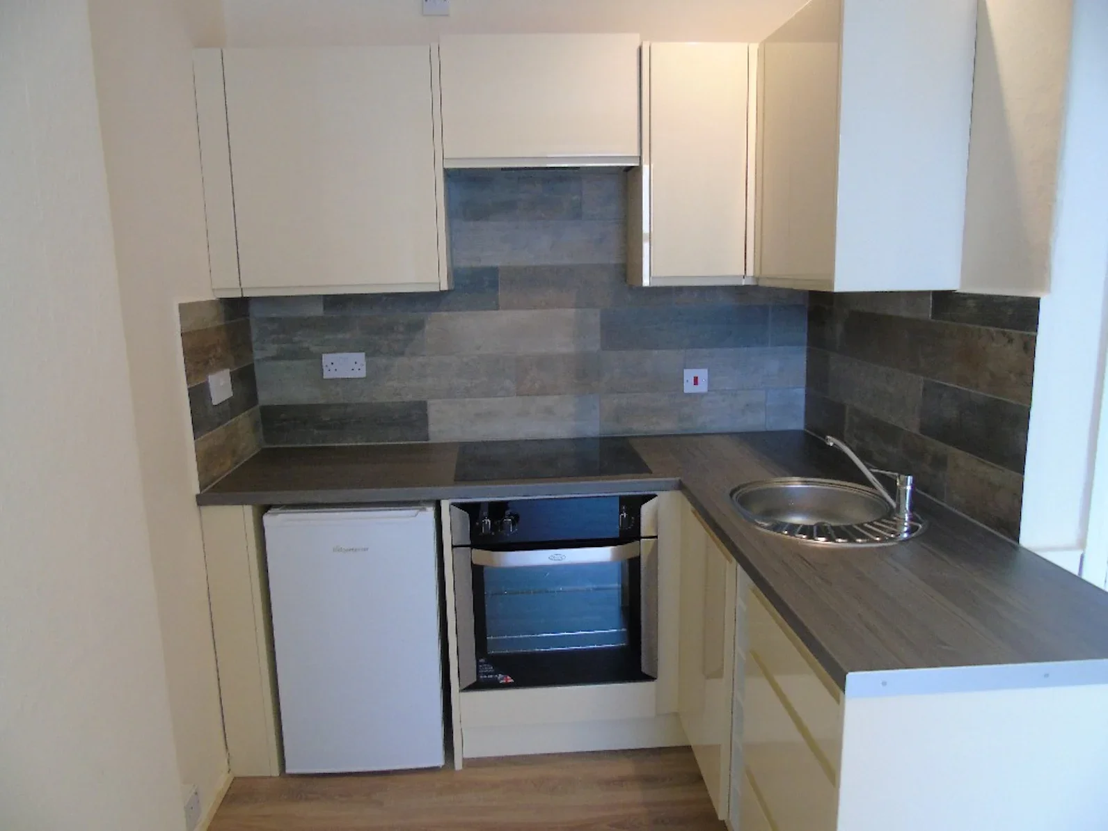 Flat Halmyre Street in City of Edinburgh