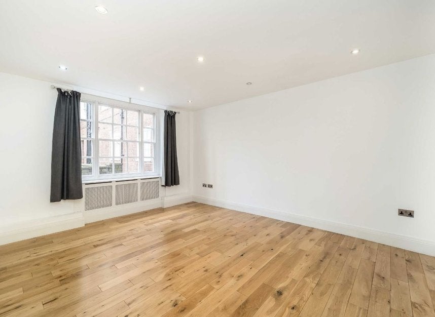 Flat Park Lodge in Greater London