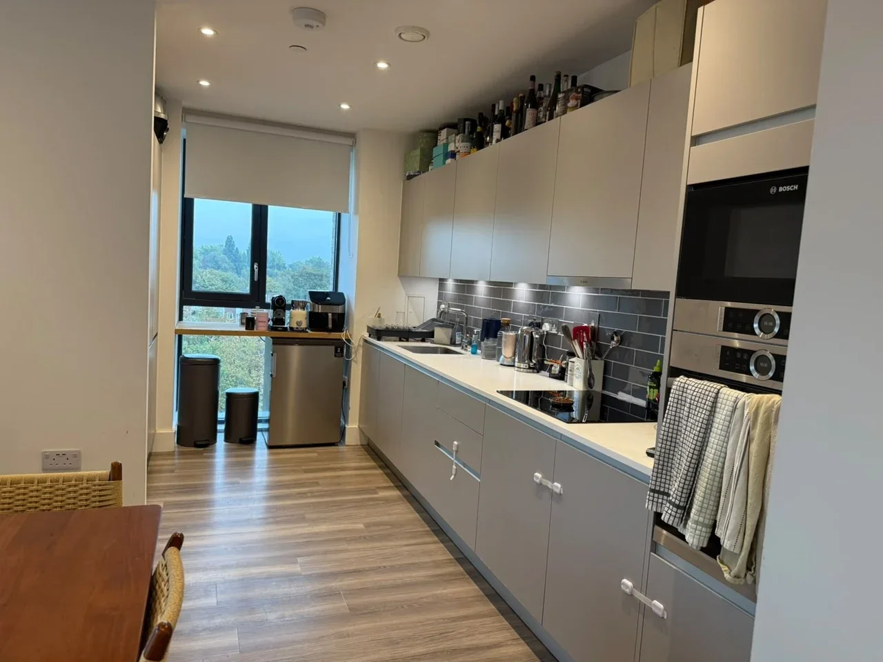 Flat Parkside Avenue in Greater London