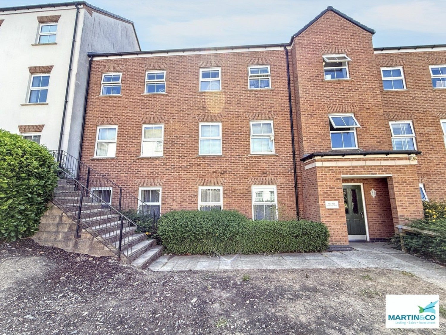 Flat Tile Lane in Nuneaton and Bedworth
