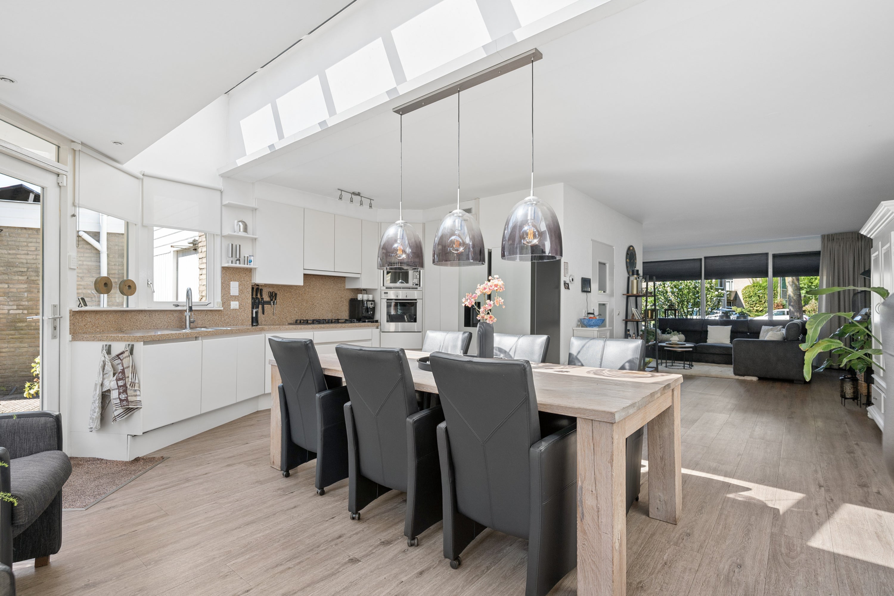 Twee-onder-één-kap te koop: Roggeveld 18, Veenendaal