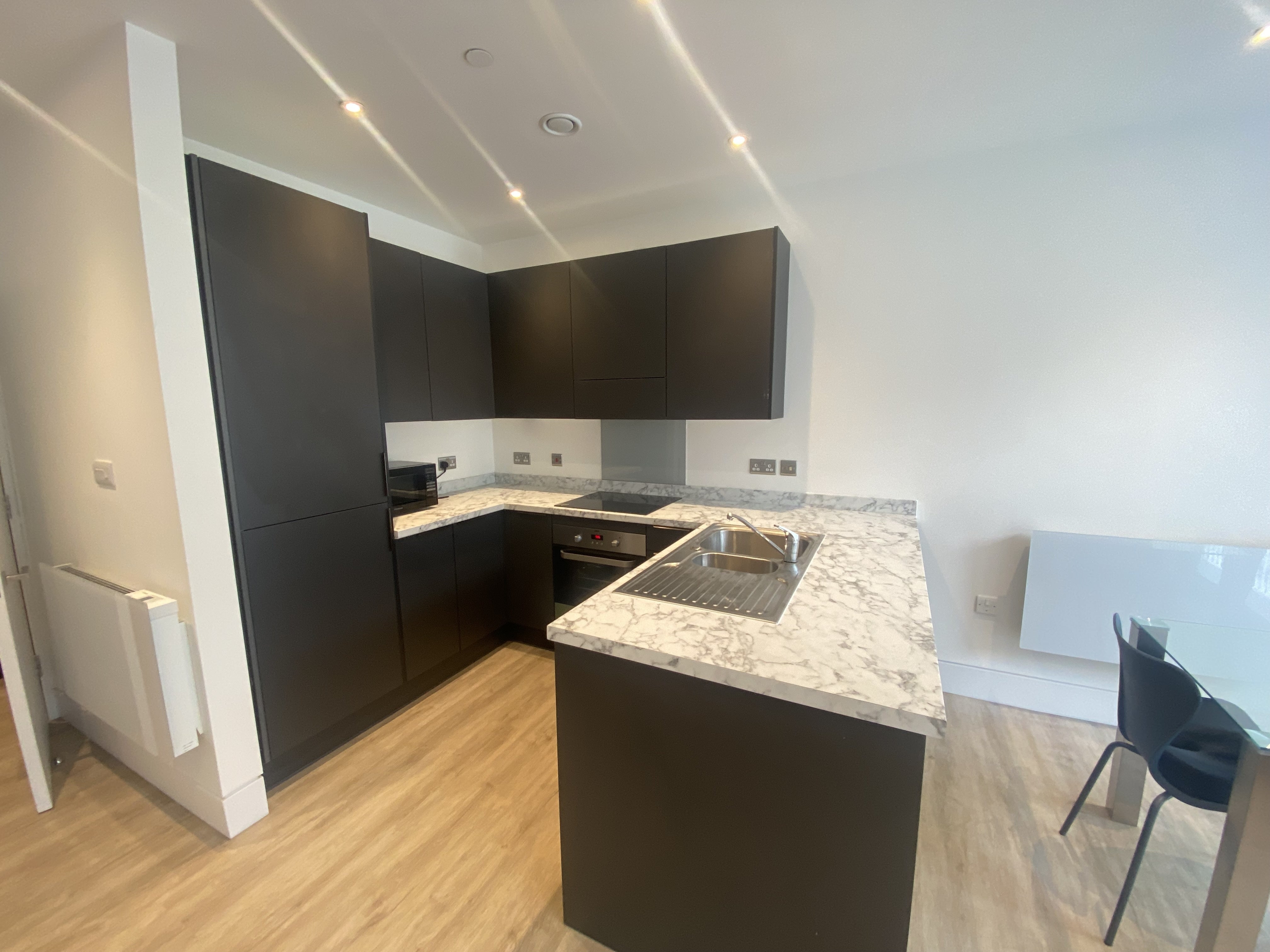 Flat Wolstenholme Square in Liverpool