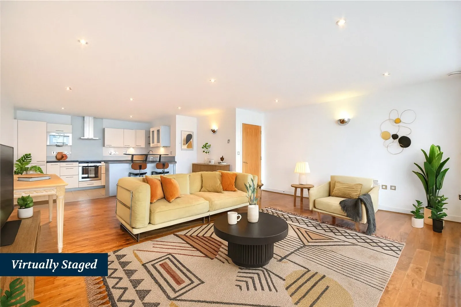 Flat ExCeL Marina in Greater London