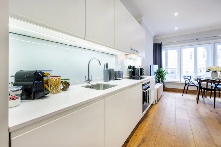 Flat Strand in City of Westminster
