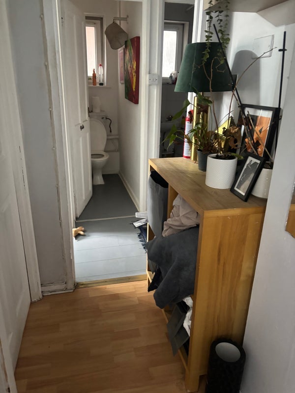 Room Portland Street in Greater London
