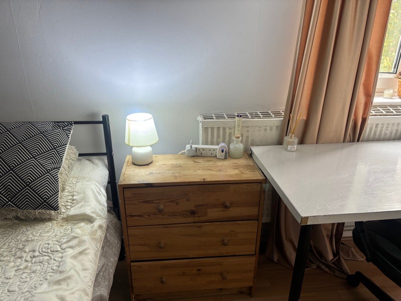 Room Portland Street in Greater London