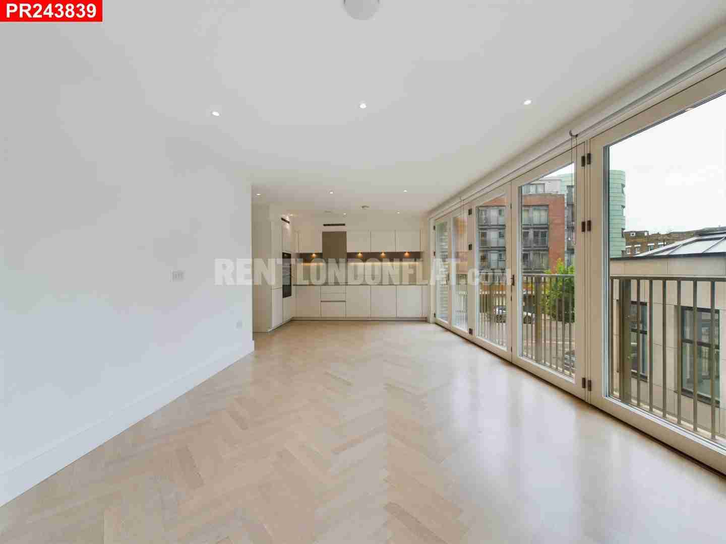 Flat Sterling Way in Greater London