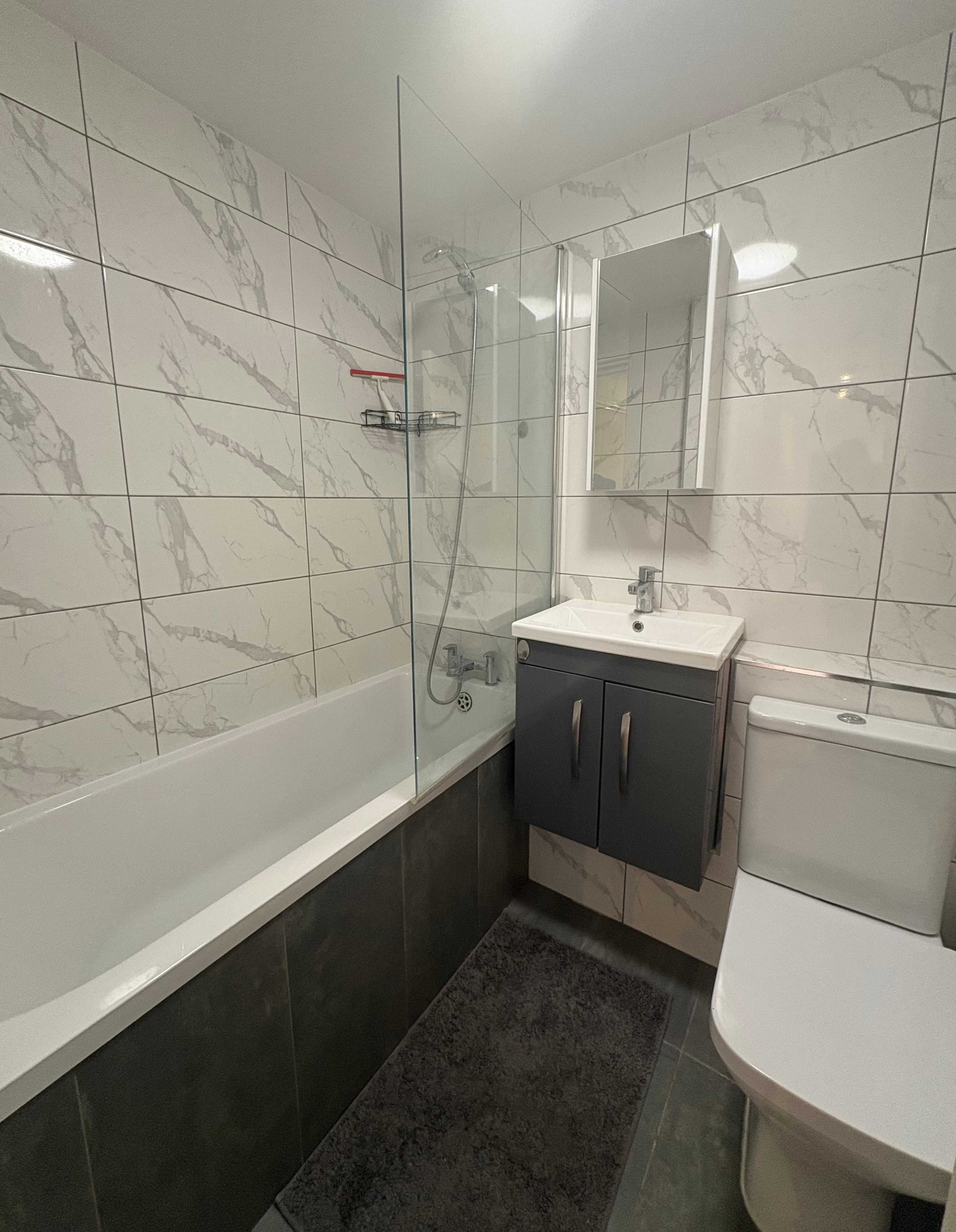 Flat Sweyn Place in Greater London