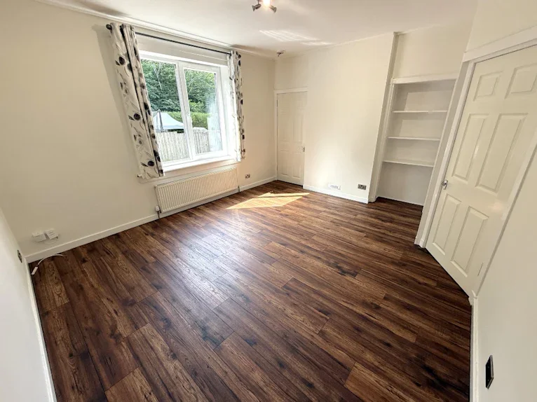 Flat Colinton Mains Road in City of Edinburgh