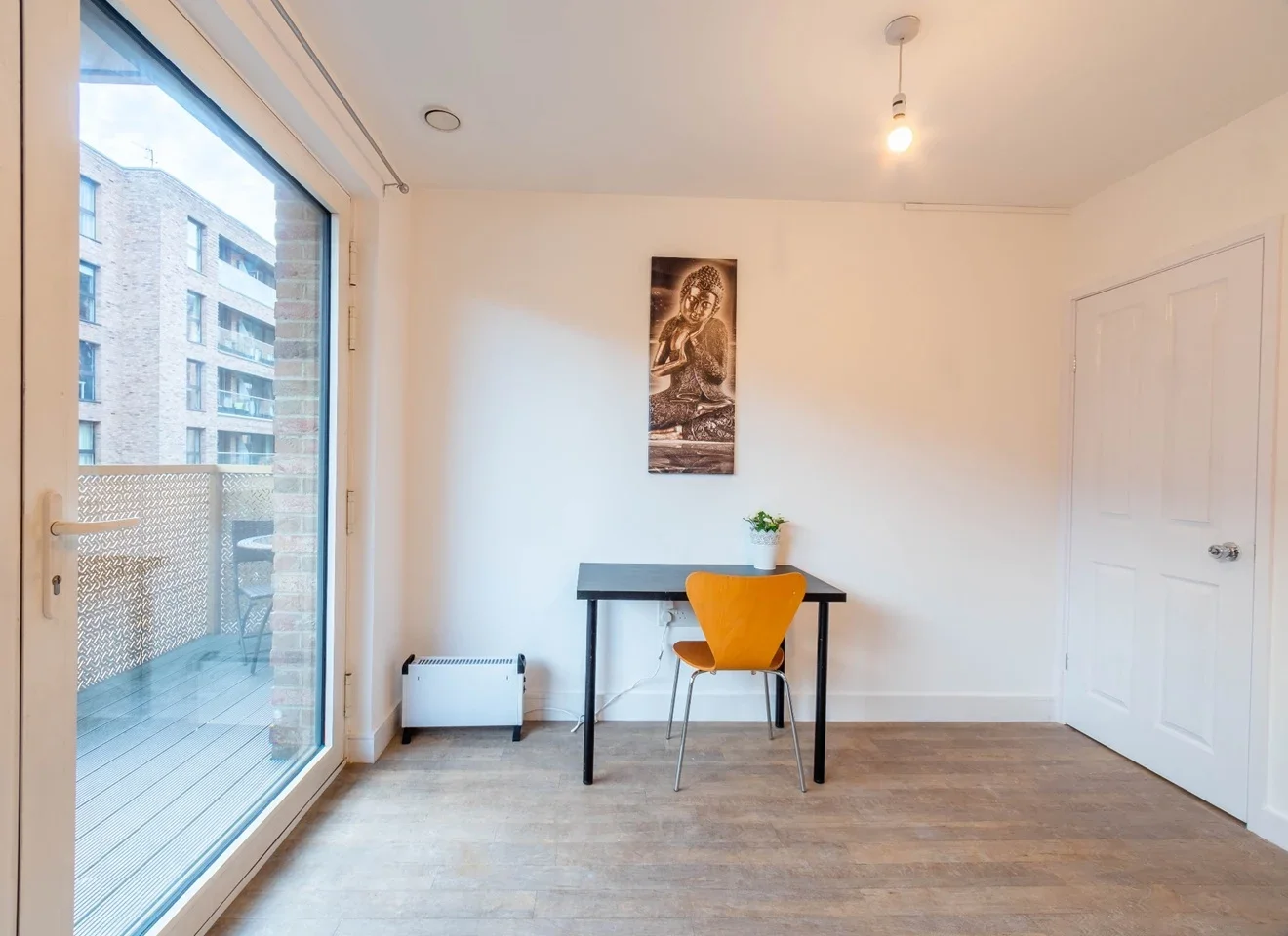 Room Pell Street in Greater London