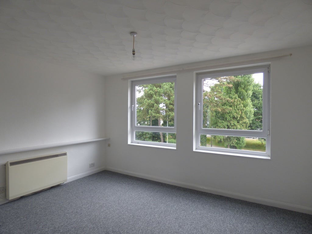Flat Sutton Road in Maidstone