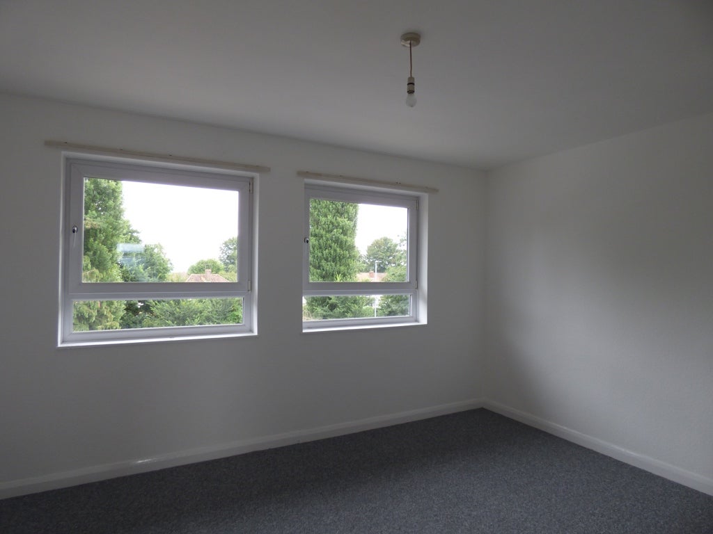 Flat Sutton Road in Maidstone