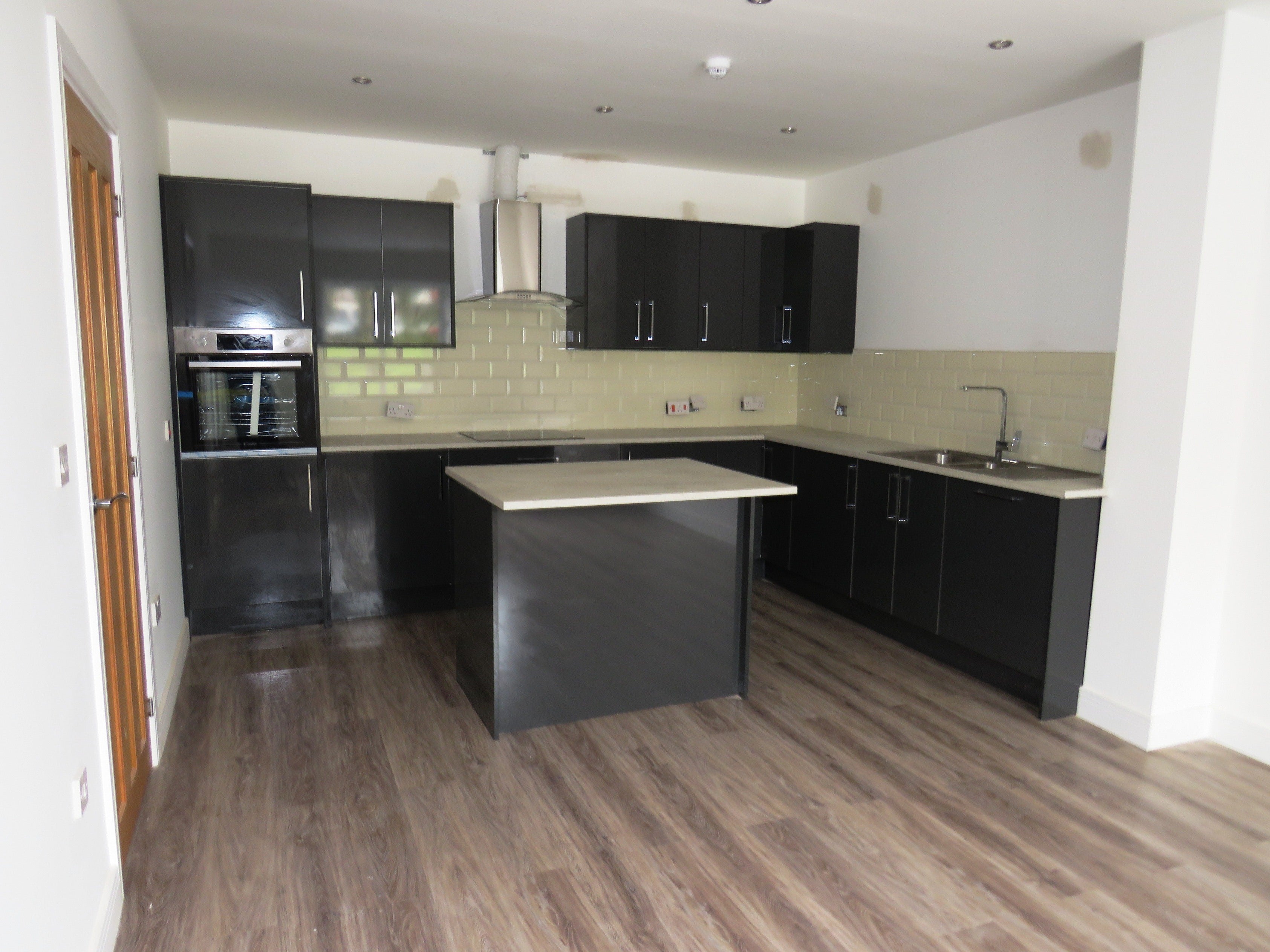 Flat Pershore Road South in Birmingham