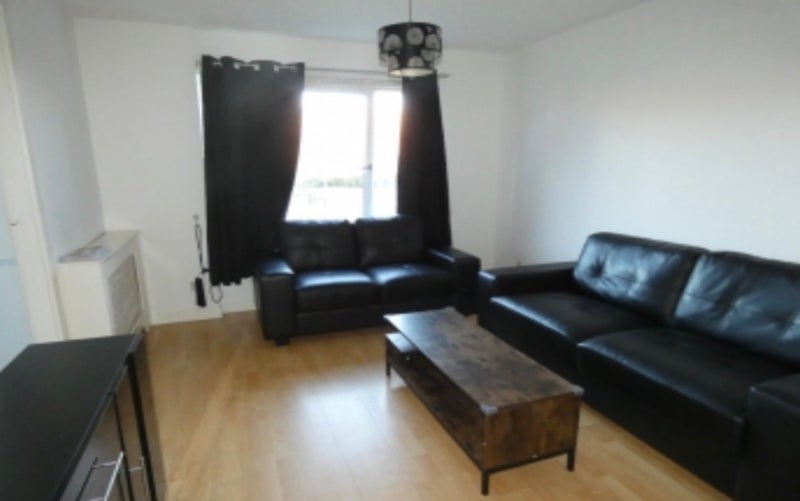 Room Ayr Street in Glasgow