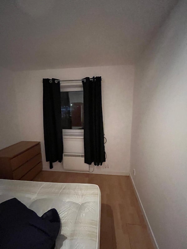 Room Ayr Street in Glasgow