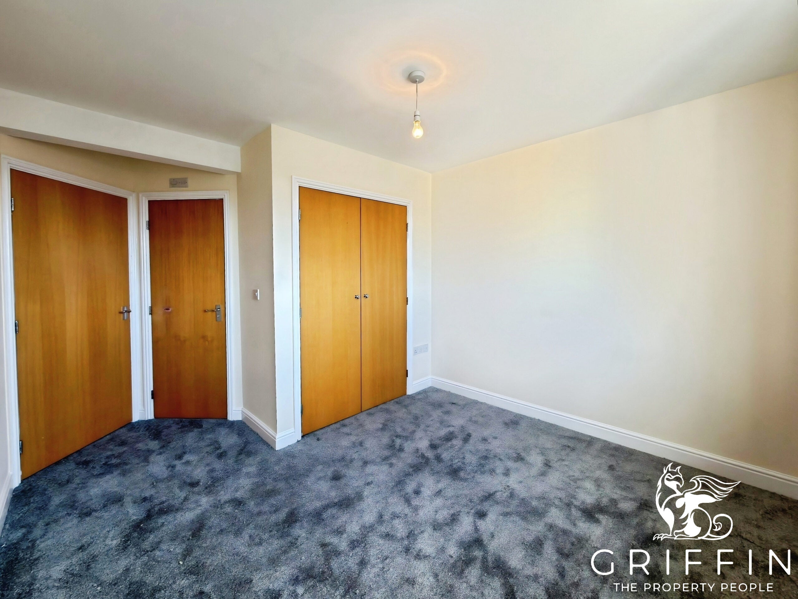 Flat Argent Street in Grays